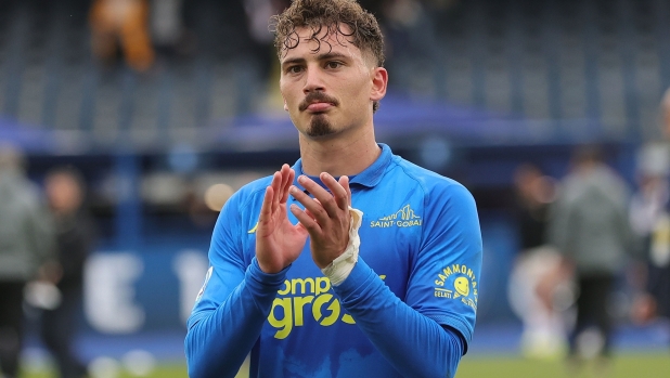 LIVE Alle 20.45 Empoli-Parma, le ufficiali: D'Aversa con Esposito, Bonny-Pellegrino per Chivu 16 LIVE Alle 20.45 Empoli-Parma, le ufficiali: D'Aversa con Esposito, Bonny-Pellegrino per Chivu