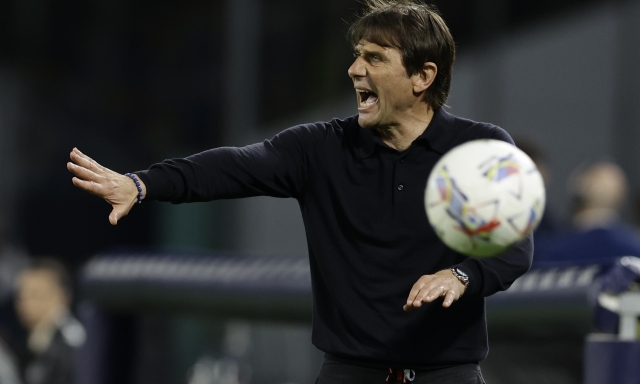 Scudetto appeso a un punto. Napoli, niente panico. Ma l'Inter ha due squadre in forma 16 Scudetto appeso a un punto. Napoli, niente panico. Ma l'Inter ha due squadre in forma