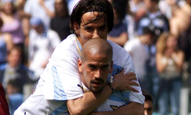 Lo scudetto di Veron: "Non volevo vedere Perugia-Juve, ascoltavo la radio. E poi mi misi a piangere" 1 Lo scudetto di Veron: "Non volevo vedere Perugia-Juve, ascoltavo la radio. E poi mi misi a piangere"
