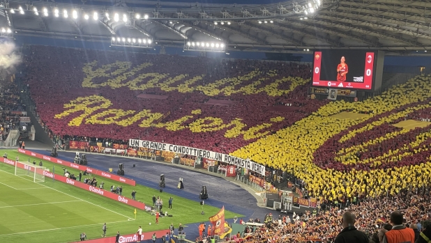 L'ultima di Ranieri all'Olimpico: la coreografia della Curva Sud per Sir Claudio
