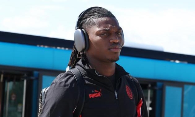 Leao: "Ibra non voleva che facessi il rapper, poi ha capito che..." 12 Leao: "Ibra non voleva che facessi il rapper, poi ha capito che..."