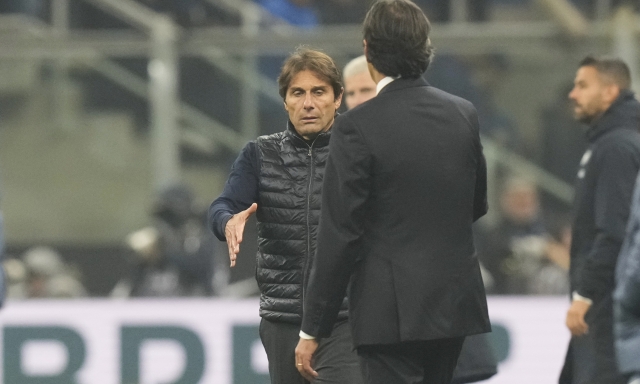 Napoli-Cagliari e Como-Inter in tv: come seguire le due sfide scudetto in contemporanea 16 Napoli-Cagliari e Como-Inter in tv: come seguire le due sfide scudetto in contemporanea