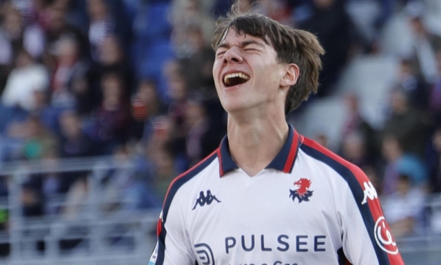 Bologna, festa con sconfitta: il Genoa vince e scopre baby Venturino