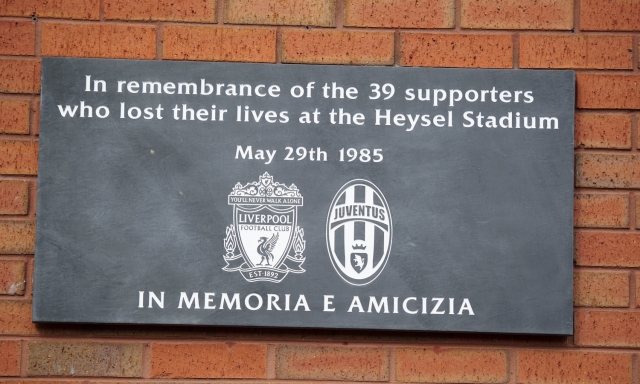 Juve: "Heysel, festa trasformata in un incubo". Commemorazioni a Torino, Liverpool e Bruxelles 16 Juve: "Heysel, festa trasformata in un incubo". Commemorazioni a Torino, Liverpool e Bruxelles