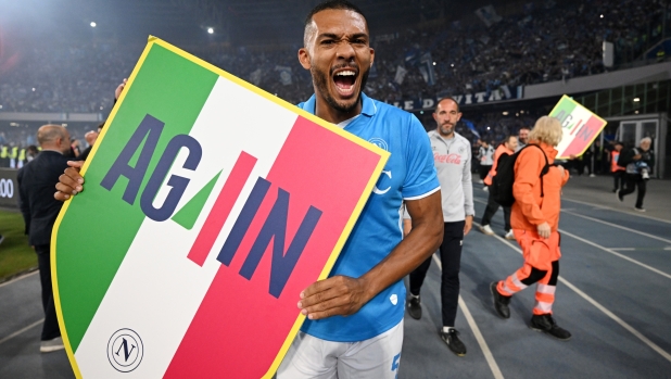 Napoli-Juan Jesus ancora insieme: esercitato il diritto d'opzione per un altro anno