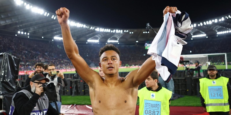 Il Napoli alza il pressing: Ndoye a Conte per il ritiro 15 Il Napoli alza il pressing: Ndoye a Conte per il ritiro