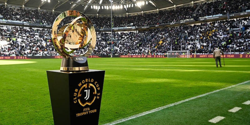 L'Intelligenza Artificiale sbarca nel calcio: la nuova innovazione che la Fifa sperimenterà al Mondiale per club 15 L'Intelligenza Artificiale sbarca nel calcio: la nuova innovazione che la Fifa sperimenterà al Mondiale per club
