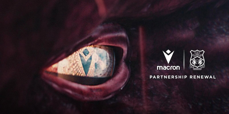 Wrexham, continua la partnership con lo sponsor tecnico Macron