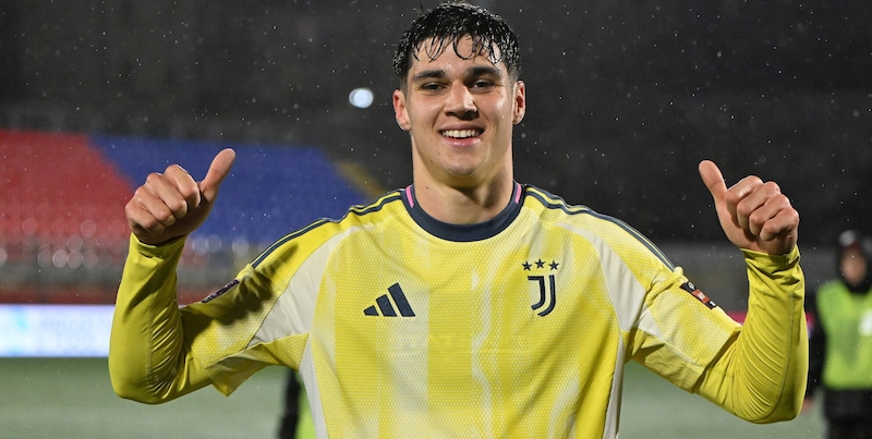 Adzic dipende da Tudor e il messaggio alla Juve è chiaro: "Ci riuscirò" 12 Adzic dipende da Tudor e il messaggio alla Juve è chiaro: "Ci riuscirò"