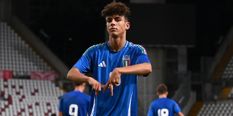 Samuele Inácio brilla all'Europeo U17: è l'unico italiano nella formazione della Uefa 14 Samuele Inácio brilla all'Europeo U17: è l'unico italiano nella formazione della Uefa