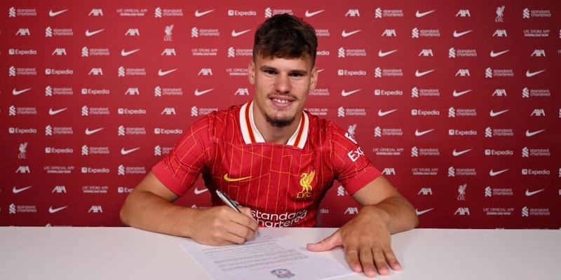 Liverpool, ufficiale l'arrivo di Kerkez: il comunicato 14 Liverpool, ufficiale l'arrivo di Kerkez: il comunicato
