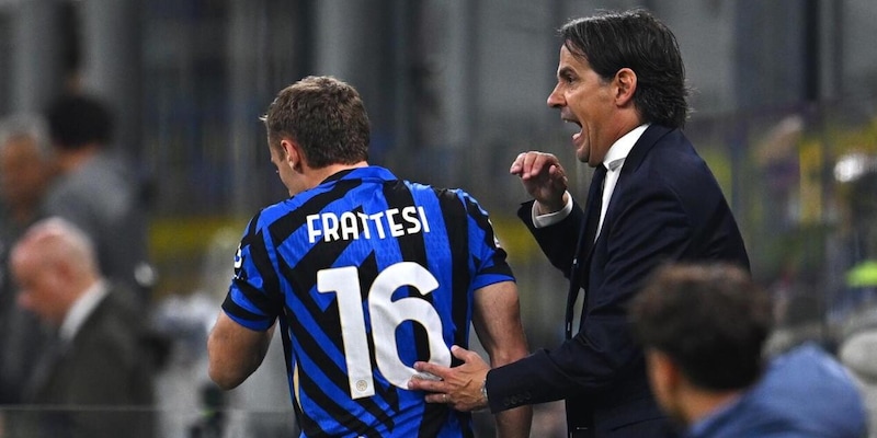 Frattesi-Inzaghi, duro confronto dopo Psg-Inter: cosa si sono detti negli spogliatoi 14 Frattesi-Inzaghi, duro confronto dopo Psg-Inter: cosa si sono detti negli spogliatoi