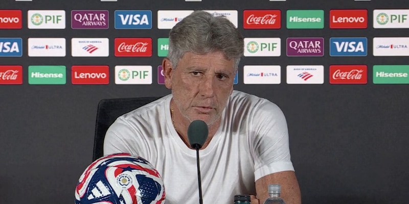 "Inter solo con più soldi. Ho fatto vedere il 5-0 Psg": parla il tecnico Fluminense 16 "Inter solo con più soldi. Ho fatto vedere il 5-0 Psg": parla il tecnico Fluminense