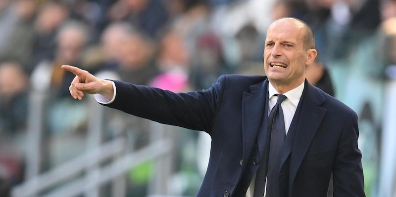 Italia in crisi, la previsione di Allegri nel 2018: "Le Scuole Calcio rovinano i talenti" 15 Italia in crisi, la previsione di Allegri nel 2018: "Le Scuole Calcio rovinano i talenti"