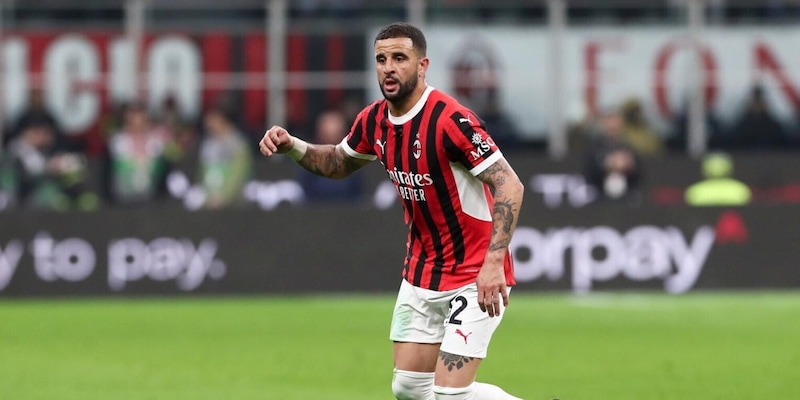 Il Milan saluta Walker, non è stato riscattato: torna al Manchester City 14 Il Milan saluta Walker, non è stato riscattato: torna al Manchester City