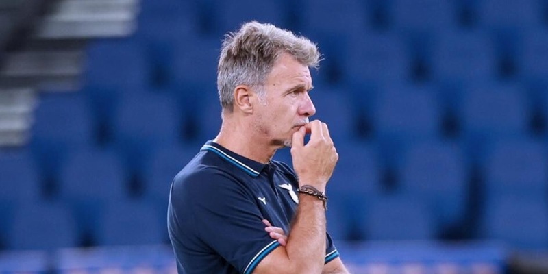 La Lazio saluta Baroni con un comunicato: "Grazie mister". Ora via al Sarri-bis 15 La Lazio saluta Baroni con un comunicato: "Grazie mister". Ora via al Sarri-bis