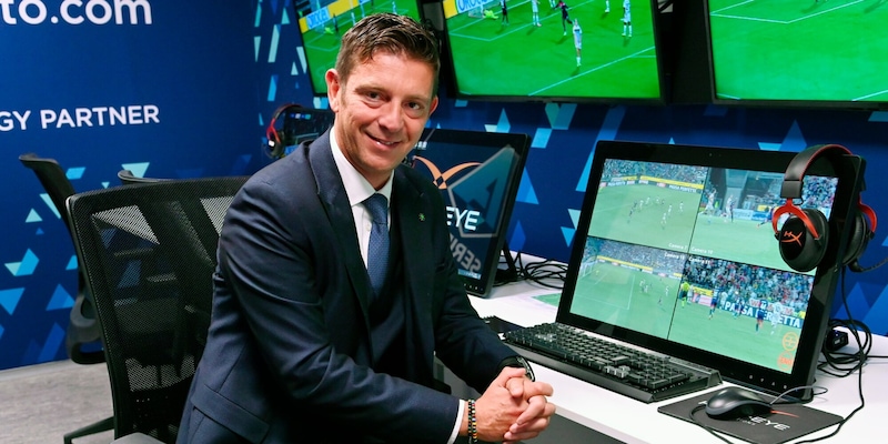 Rocchi su Ndicka-Bisseck in Inter-Roma: "Ho scelto di non pubblicare l'audio per proteggere..." 16 Rocchi su Ndicka-Bisseck in Inter-Roma: "Ho scelto di non pubblicare l'audio per proteggere..."