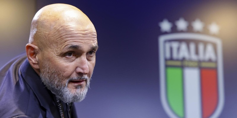 Spalletti e il no di Acerbi all'Italia: "Ha risposto con un sms". E sulla convocazione di Cristante e Mancini... 14 Spalletti e il no di Acerbi all'Italia: "Ha risposto con un sms". E sulla convocazione di Cristante e Mancini...