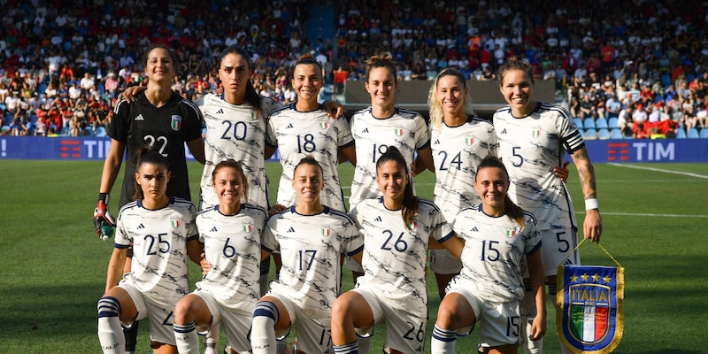 Il calcio continua il suo dominio anche tra gli sponsor, in crescita lo sport femminile 15 Il calcio continua il suo dominio anche tra gli sponsor, in crescita lo sport femminile