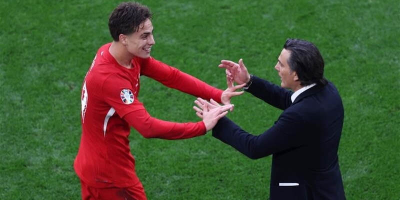 Yildiz e Guler, ci pensa Montella: ufficiale il rinnovo con la Turchia 1 Yildiz e Guler, ci pensa Montella: ufficiale il rinnovo con la Turchia