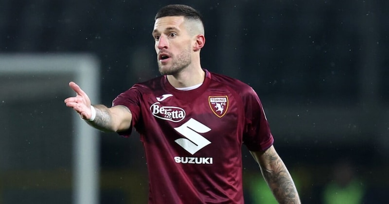 Biraghi, dubbi sul Torino: il ritorno alla Fiorentina lo tenta 14 Biraghi, dubbi sul Torino: il ritorno alla Fiorentina lo tenta
