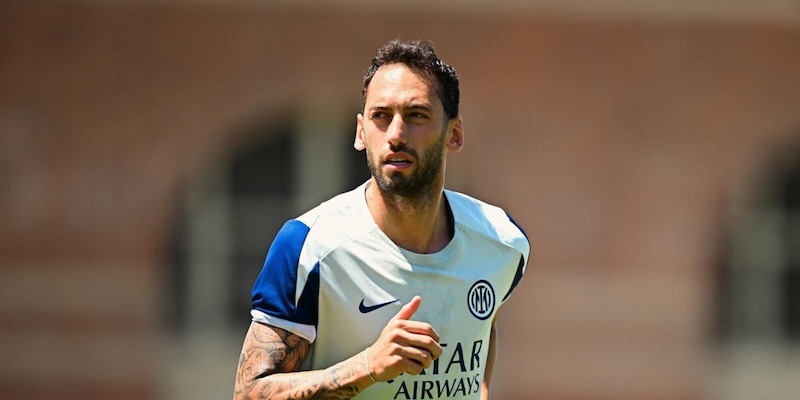 Inter, infortunio per Calhanoglu: salta il River Plate. Le condizioni di salute 14 Inter, infortunio per Calhanoglu: salta il River Plate. Le condizioni di salute