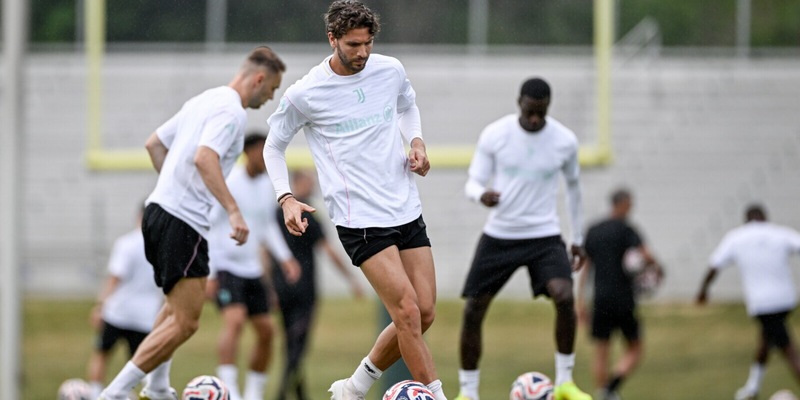 Juve in Usa, un Locatelli in più: verso il ritorno in campo al Mondiale 16 Juve in Usa, un Locatelli in più: verso il ritorno in campo al Mondiale