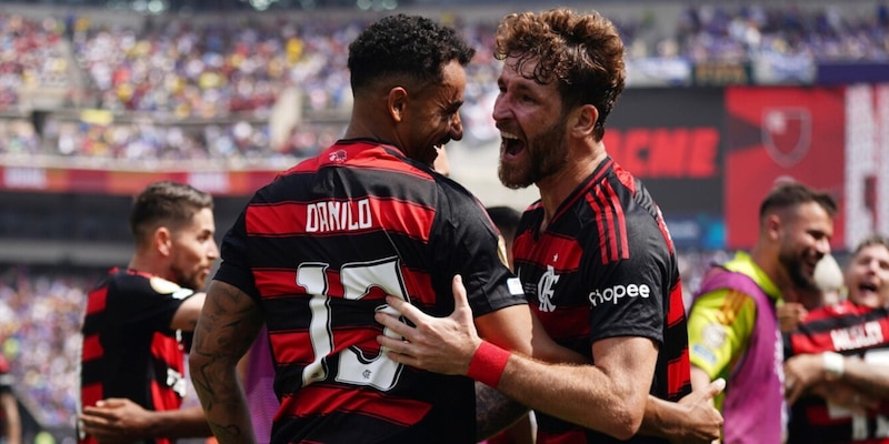 Danilo gol, da epurato Juve a leader Mondiale col Flamengo: Chelsea al tappeto 16 Danilo gol, da epurato Juve a leader Mondiale col Flamengo: Chelsea al tappeto