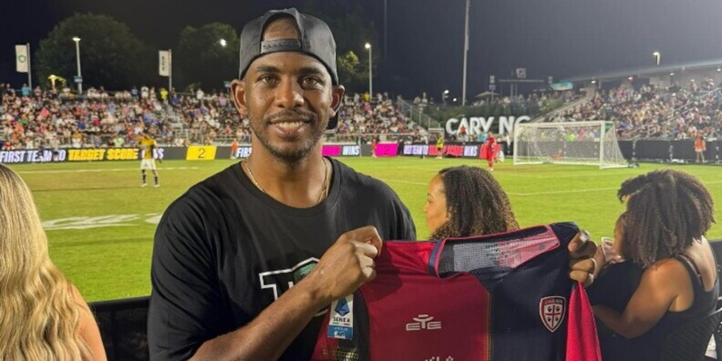 La stella NBA Chris Paul con la maglia del Cagliari: "Il multiverso esiste" 14 La stella NBA Chris Paul con la maglia del Cagliari: "Il multiverso esiste"