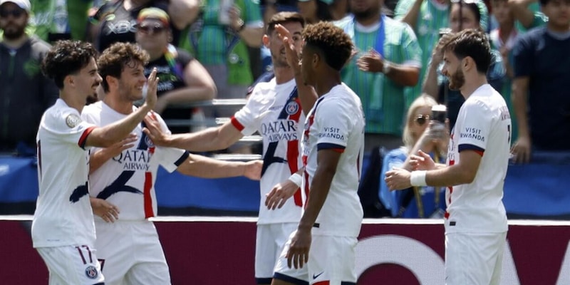 Kvaratskhelia spinge il Psg agli ottavi nel Mondiale per club, l'Atletico vince ma passa il Botafogo 15 Kvaratskhelia spinge il Psg agli ottavi nel Mondiale per club, l'Atletico vince ma passa il Botafogo