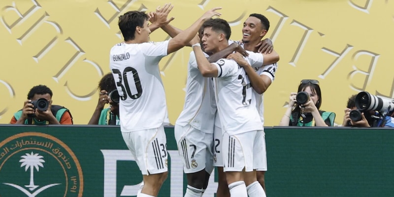Guler risponde a Yildiz, il Real Madrid in 10 schiaccia 3-1 il Pachuca. Prima gioia per Xabi Alonso 15 Guler risponde a Yildiz, il Real Madrid in 10 schiaccia 3-1 il Pachuca. Prima gioia per Xabi Alonso