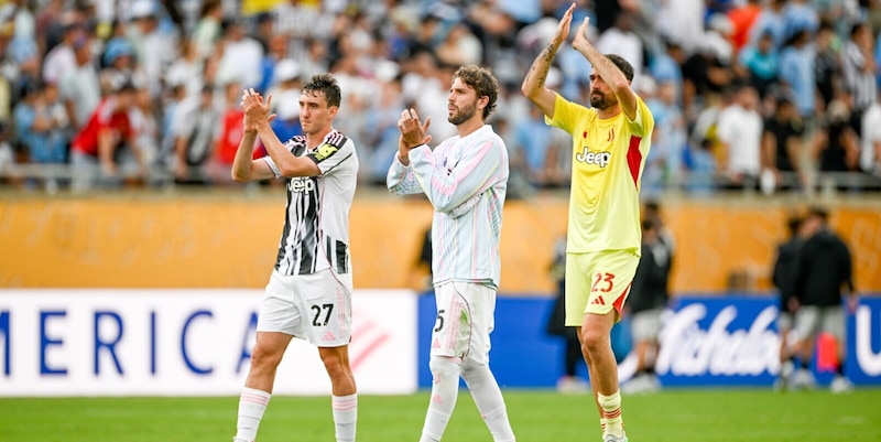 Juve spazzata via dall'uragano City. Mai fare turnover con Guardiola