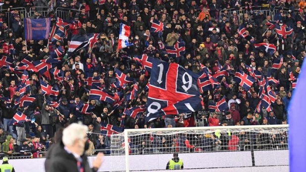 Cagliari, abbonamenti a quota 3000 tessere 14 Cagliari, abbonamenti a quota 3000 tessere