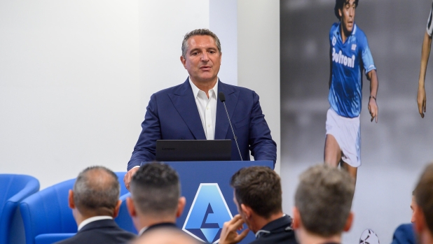 In arrivo una nuova partnership per la Lega Serie A: firmato l'accordo con Bazr 14 In arrivo una nuova partnership per la Lega Serie A: firmato l'accordo con Bazr