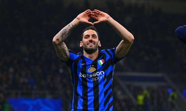 Calha piace al Galatasaray, l'Inter lo valuta 40 milioni. E se parte, c'è già un nome nel mirino 15 Calha piace al Galatasaray, l'Inter lo valuta 40 milioni. E se parte, c'è già un nome nel mirino