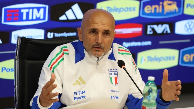 Spalletti: "Acerbi un giorno mi spiegherà. Il like di Mancini? Gli avranno hackerato il telefono"
