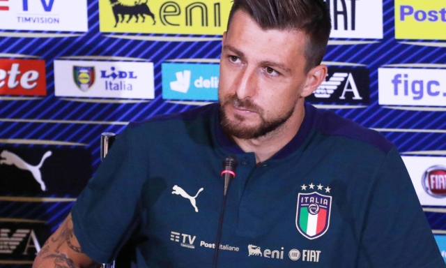 Acerbi, una commedia sgradevole. E così ne fa le spese l'Italia 16 Acerbi, una commedia sgradevole. E così ne fa le spese l'Italia