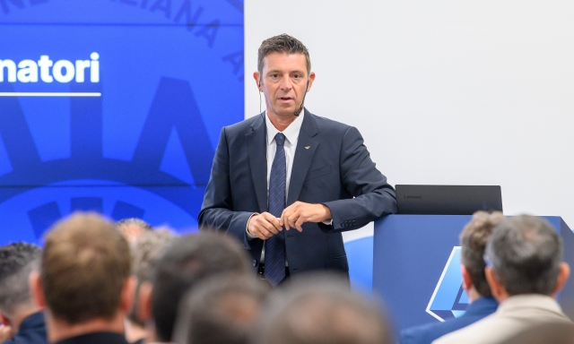 Zappi e Rocchi: "Basta simulatori e panchine ostili". E cambia la regola sul doppio tocco dei rigori