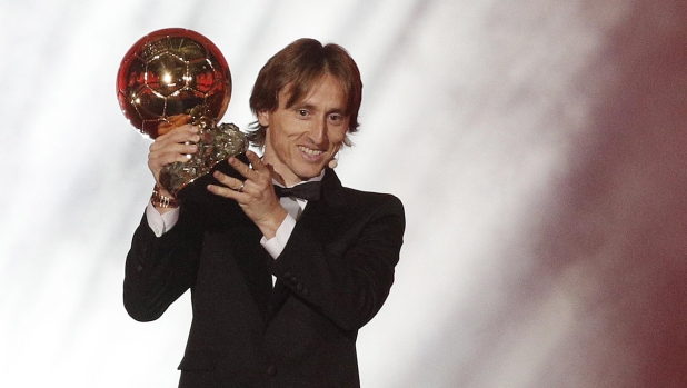 Da Rivera a Modric, il romanzo dei 13 Palloni d'oro in maglia Milan 15 Da Rivera a Modric, il romanzo dei 13 Palloni d'oro in maglia Milan