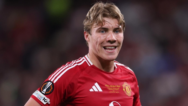Hojlund allontana l'Inter: "L'anno prossimo mi aspetto di giocare per il Manchester United"