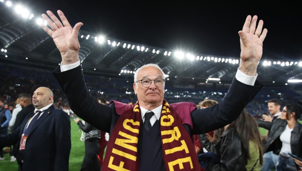 Ranieri è pronto a dire sì: c'è un Mondiale da salvare. E pensa al doppio ruolo 14 Ranieri è pronto a dire sì: c'è un Mondiale da salvare. E pensa al doppio ruolo