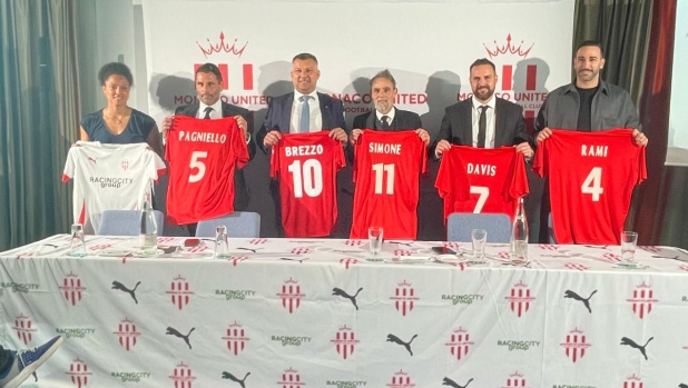 Nuova avventura per Marco Simone: l'ex Milan ha fondato il Monaco United Football Club 15 Nuova avventura per Marco Simone: l'ex Milan ha fondato il Monaco United Football Club