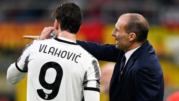 Allegri ha deciso: è Vlahovic il 9 ideale per il suo Milan. Le quote 1 Allegri ha deciso: è Vlahovic il 9 ideale per il suo Milan. Le quote