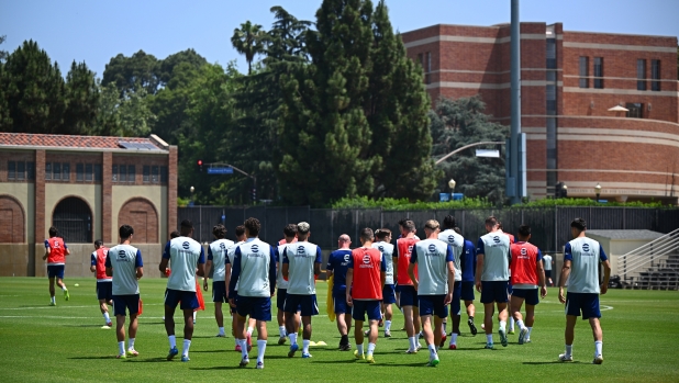 Inter, gli allenamenti nel tempio di Ucla, dove Jabbar e Jackie Robinson hanno scritto la storia 14 Inter, gli allenamenti nel tempio di Ucla, dove Jabbar e Jackie Robinson hanno scritto la storia