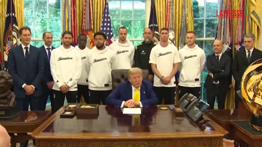 Trump incontra la Juve alla Casa Bianca: "Dove sono i miei calciatori americani?"