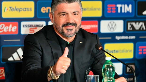 Da Schiavonea alla Nazionale: il lungo viaggio di Gattuso verso l'azzurro 14 Da Schiavonea alla Nazionale: il lungo viaggio di Gattuso verso l'azzurro