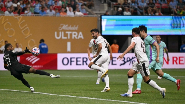 City a valanga, e sorride anche la Juve: il 6-0 di Pep all'Al Ain manda Tudor agli ottavi 14 City a valanga, e sorride anche la Juve: il 6-0 di Pep all'Al Ain manda Tudor agli ottavi