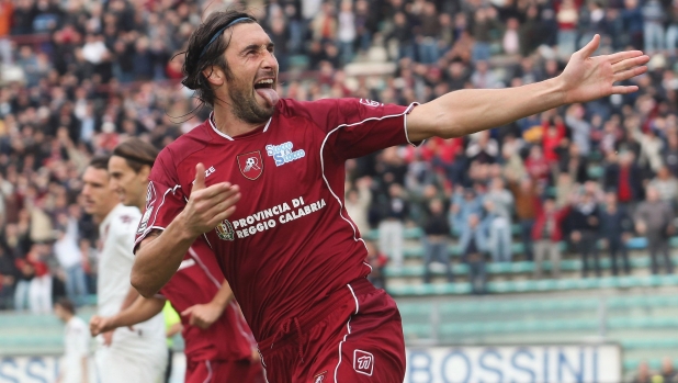 Bonazzoli: "A 14 anni facevo il fabbro, a 27 ero in Nazionale. Segnavo quanto Toni, ma..." 12 Bonazzoli: "A 14 anni facevo il fabbro, a 27 ero in Nazionale. Segnavo quanto Toni, ma..."
