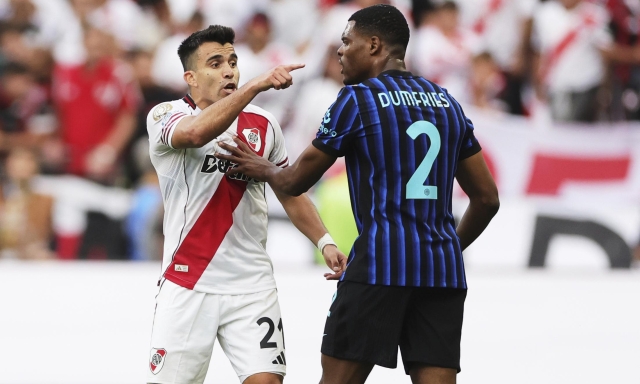 Dumfries-Acuna, che rissa nel finale. Il motivo? Risale al Mondiale in Qatar... 16 Dumfries-Acuna, che rissa nel finale. Il motivo? Risale al Mondiale in Qatar...