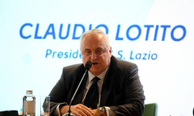 Vertice Lotito-Sarri sul problema indice di liquidità: "L'allenatore è col club" 14 Vertice Lotito-Sarri sul problema indice di liquidità: "L'allenatore è col club"